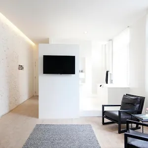 Maison Nationale Flats&suites Couette-café