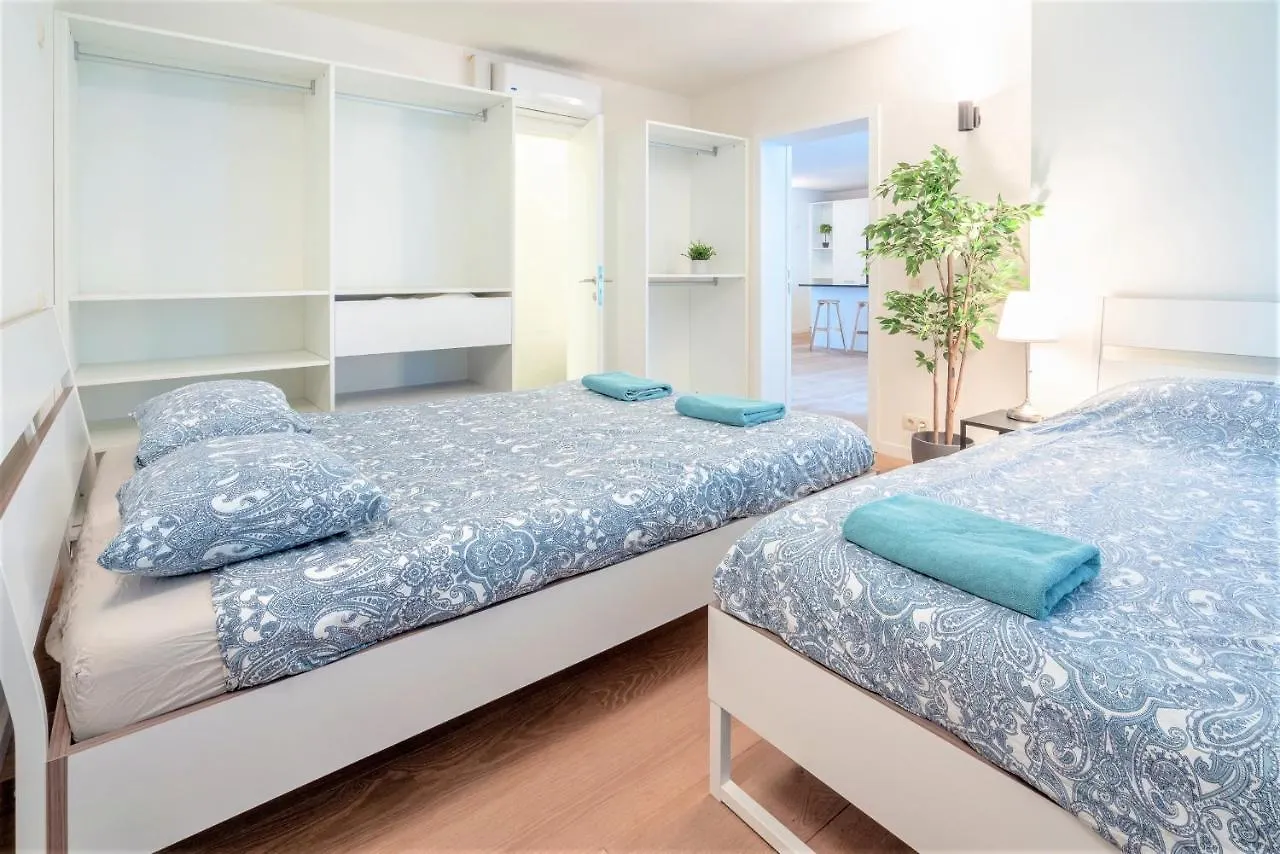 The Main Square Residence Антверпен 0*,  Бельгия